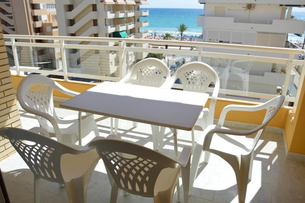 Apartamento Centrico En La Playa Con Piscina. เพนิสโคลา ภายนอก รูปภาพ